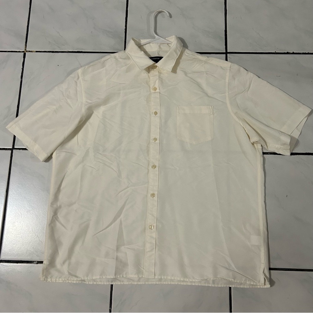 NWOT! Claiborne; Soft Baby Yellow Buttoned Down Casual Shirt 👔